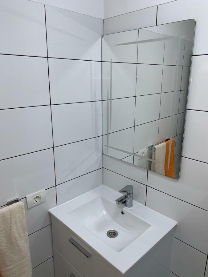 Cozy Studio In Los Cristianos Beach Free Wifi أرونا المظهر الخارجي الصورة